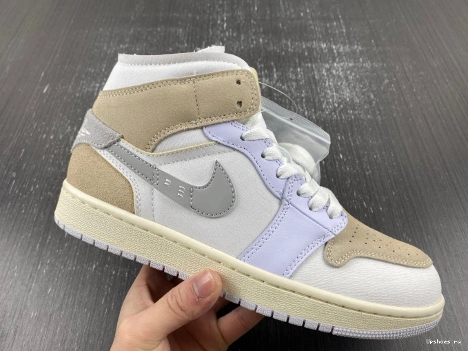 Mid Craft DM9652-120 SE  1 Jordan Tech  Grey 0409